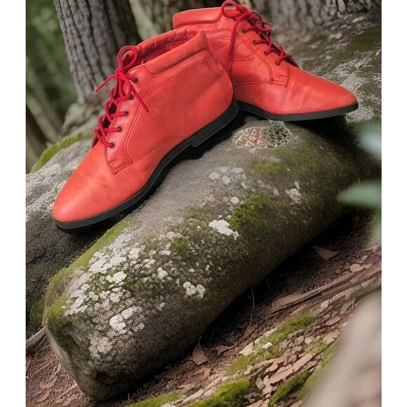 VTG DanExx Ankle Booties Womens Size 7.5M Red Leather Chukka Pixie Fairy Boots - Picture 1 of 9